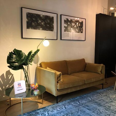 Uma Suites Pau Claris Барселона Екстериор снимка
